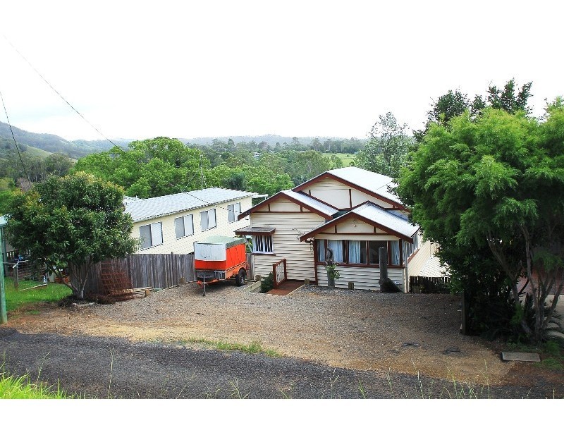 17 York St, Imbil QLD 4570