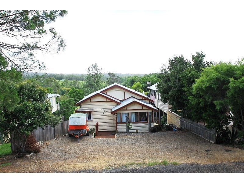 17 York St, Imbil QLD 4570