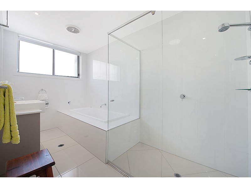 9 Peachtree Crescent, Peregian Springs QLD 4573