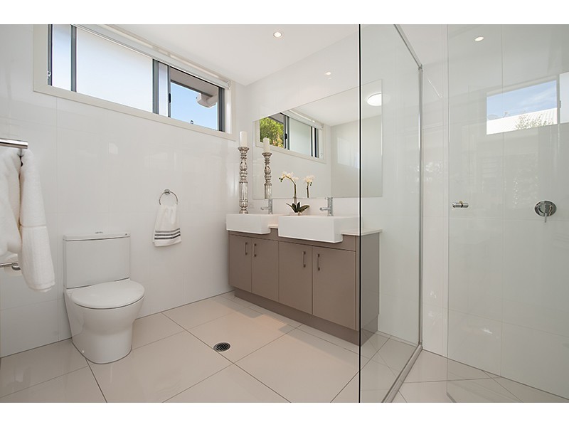 9 Peachtree Crescent, Peregian Springs QLD 4573