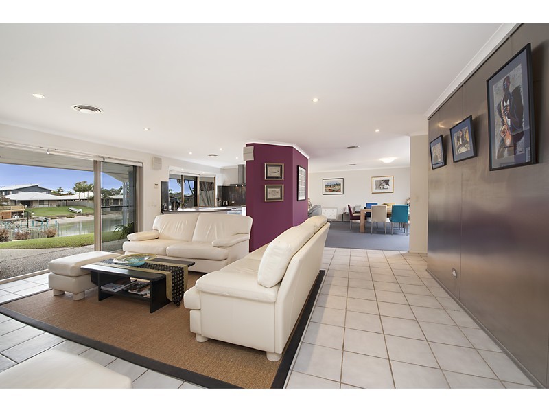 5 Ewinga Ct, Mountain Creek QLD 4557