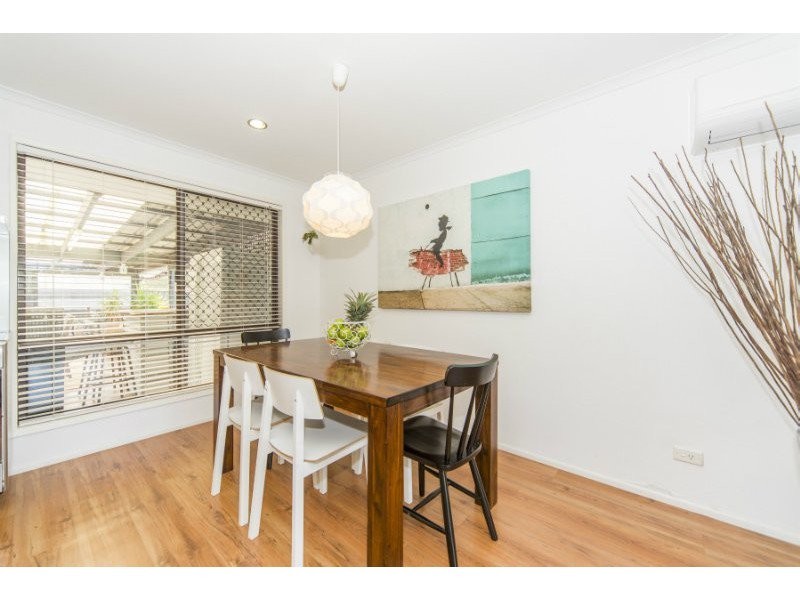 1 Tambo Crt, Helensvale QLD 4212
