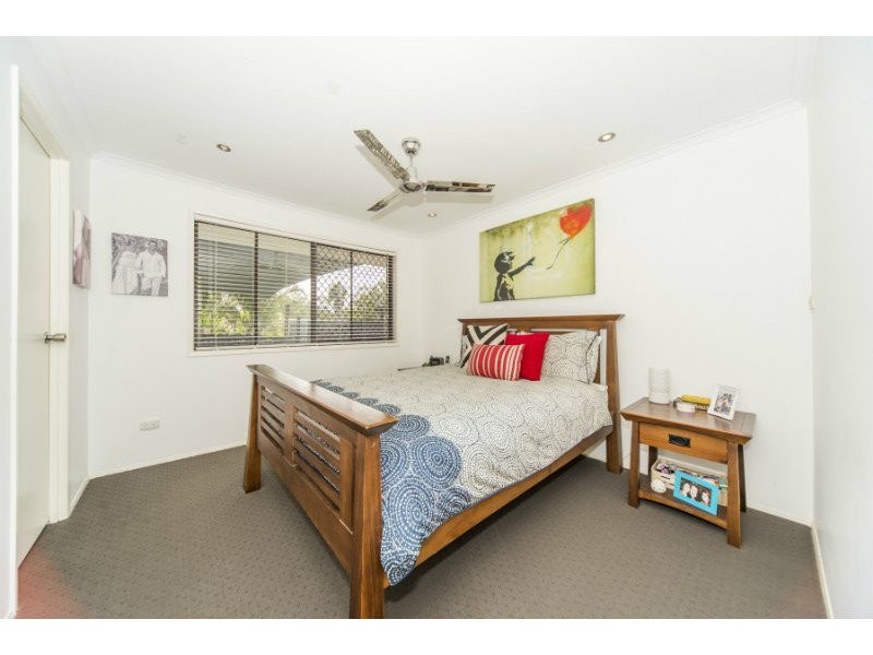 1 Tambo Crt, Helensvale QLD 4212