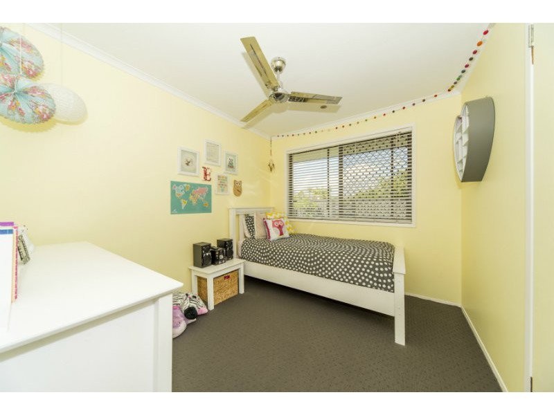 1 Tambo Crt, Helensvale QLD 4212