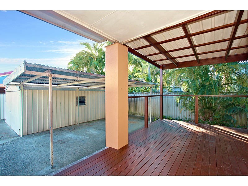 91 Poinsettia Avenue, Hollywell QLD 4216