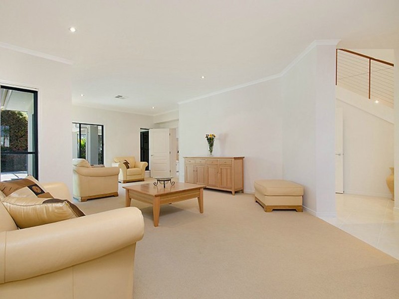 1 Inverness Place, Peregian Springs QLD 4573