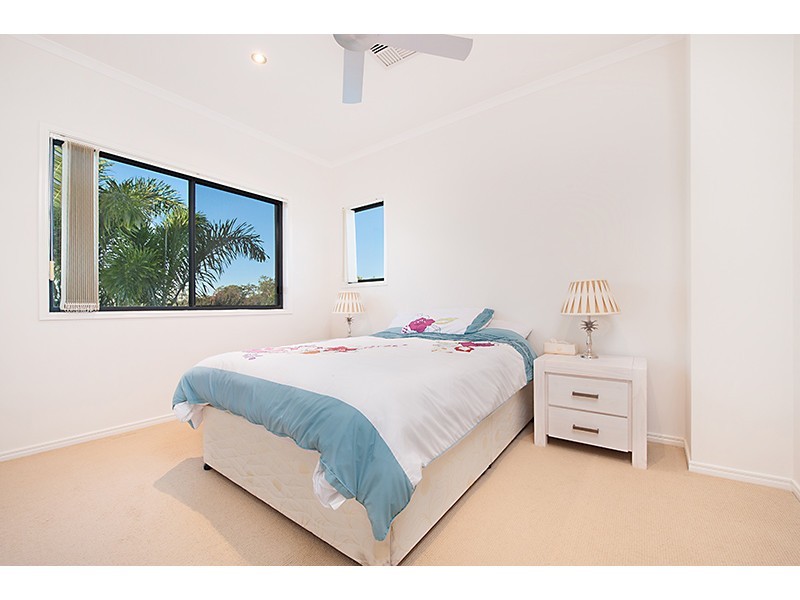 1 Inverness Place, Peregian Springs QLD 4573