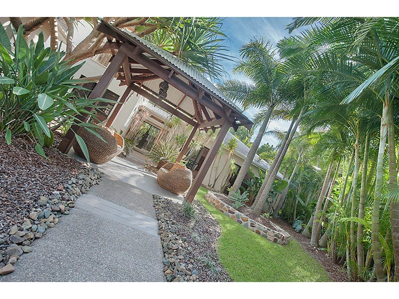 35 Waterside Ct, Noosaville QLD 4566