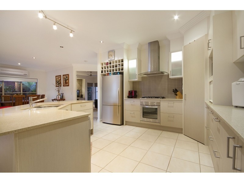 31 PAYNTERS POCKET AVE, Palmwoods QLD 4555