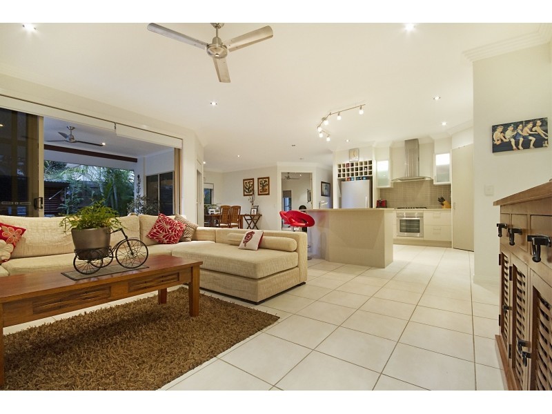 31 PAYNTERS POCKET AVE, Palmwoods QLD 4555