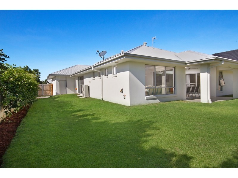 6 Waterville Way, Peregian Springs QLD 4573