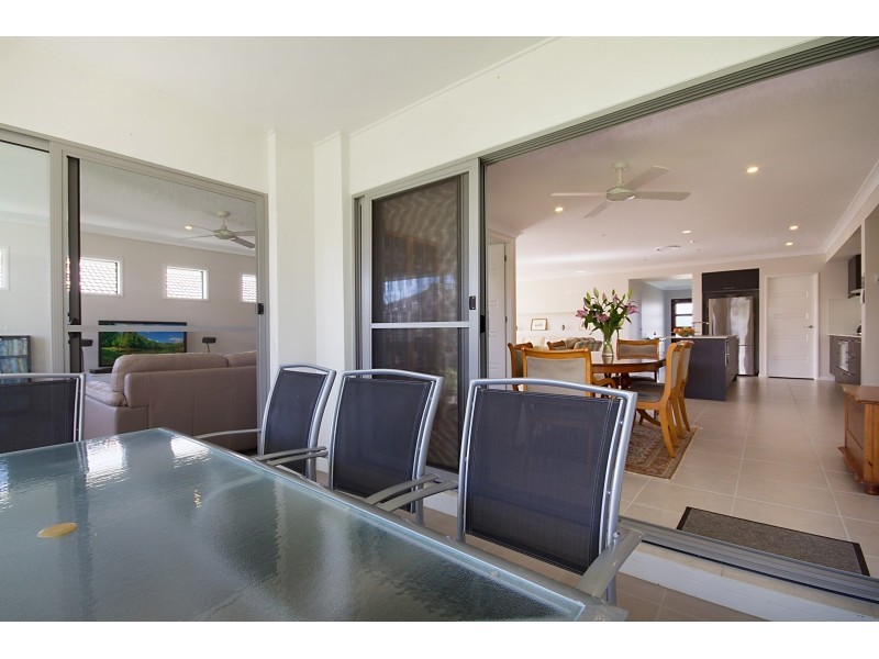 6 Waterville Way, Peregian Springs QLD 4573