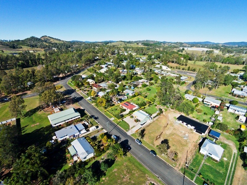 34 Busby St, Amamoor QLD 4570
