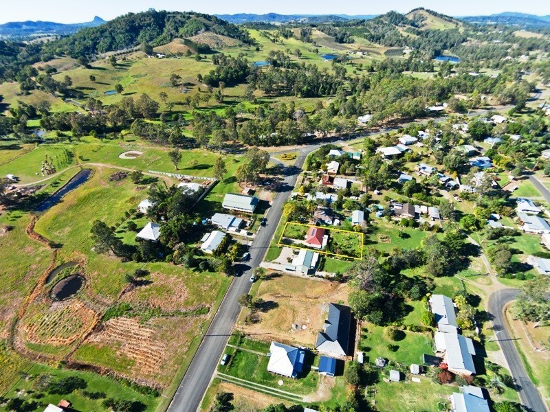 34 Busby St, Amamoor QLD 4570