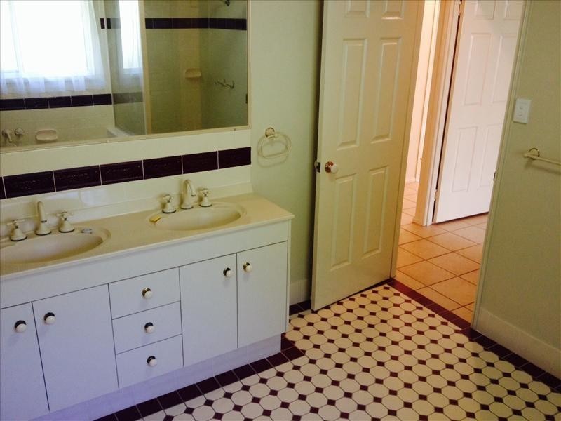 8 Dunstan Court, Noosaville QLD 4566