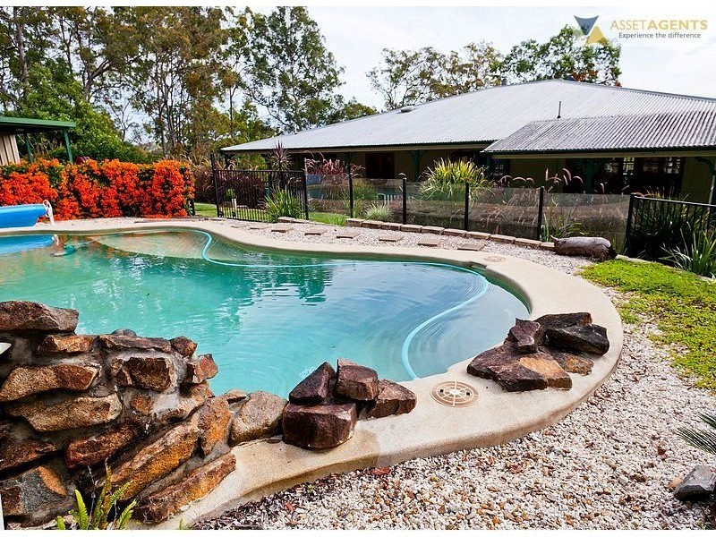 67 Jubilee Rd, Carters Ridge QLD 4563