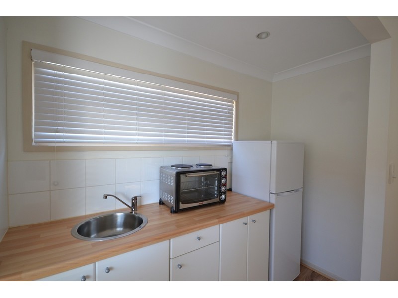 91a Whites Rd, Manly West QLD 4179