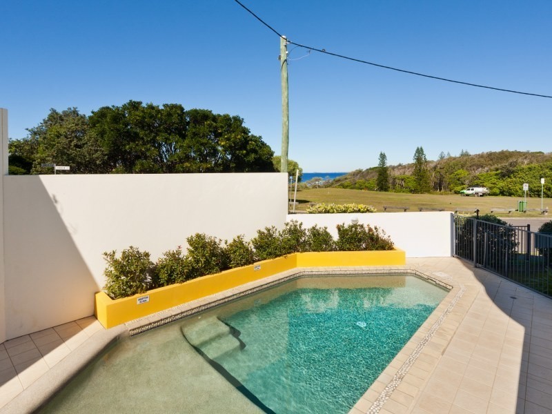 6/15 Andrew St, Point Arkwright QLD 4573