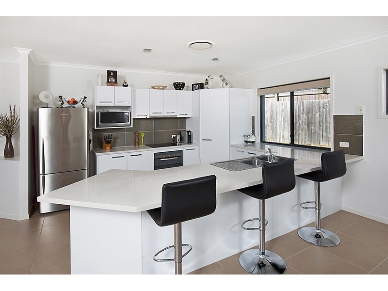 6 Adare Close, Peregian Springs QLD 4573