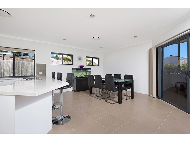 6 Adare Close, Peregian Springs QLD 4573
