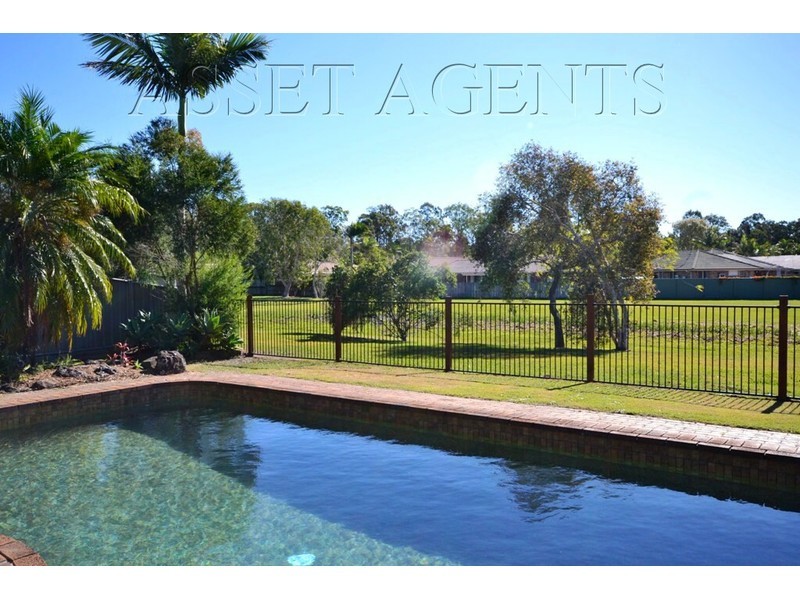 22 Minden Cres, Helensvale QLD 4212