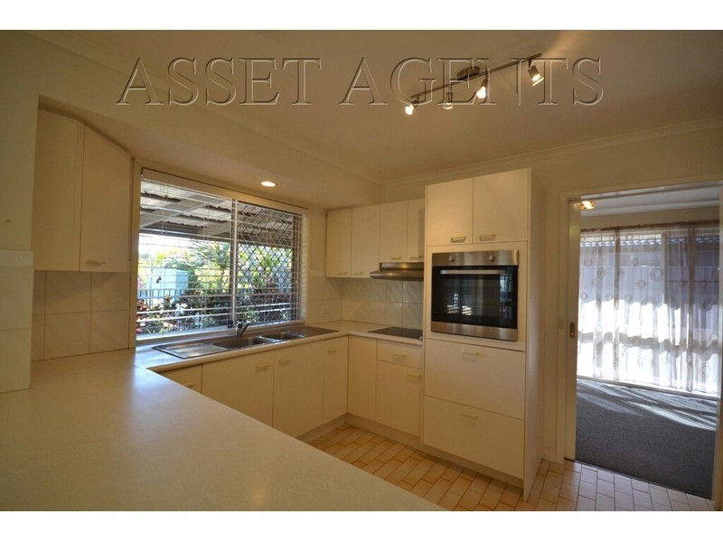 22 Minden Cres, Helensvale QLD 4212