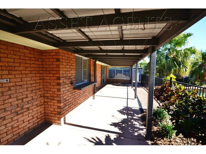 22 Minden Cres, Helensvale QLD 4212
