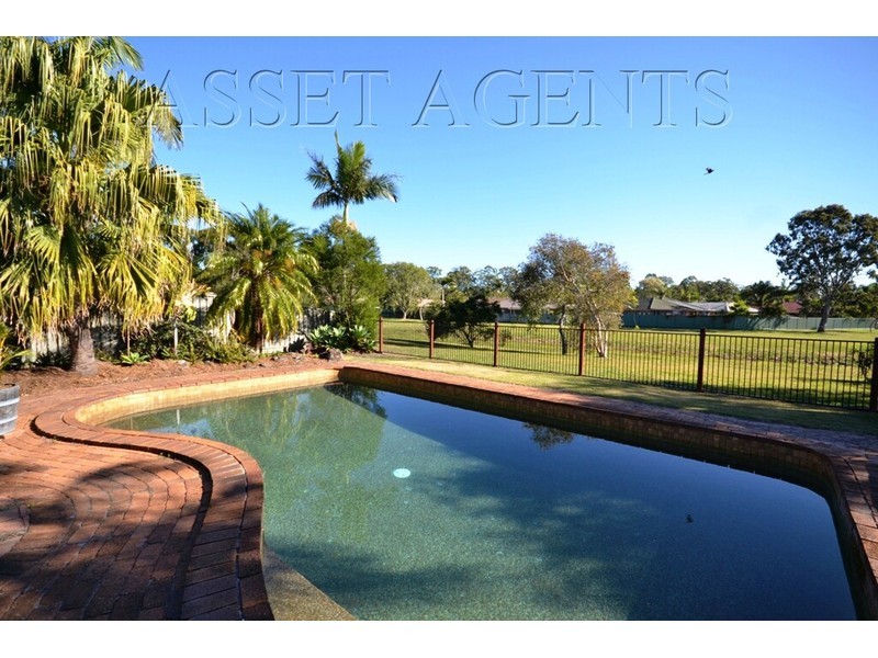 22 Minden Cres, Helensvale QLD 4212