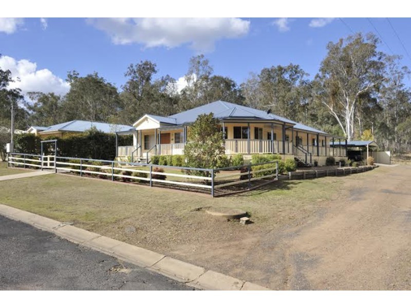 2 Dalkeith Street, Nanango QLD 4615