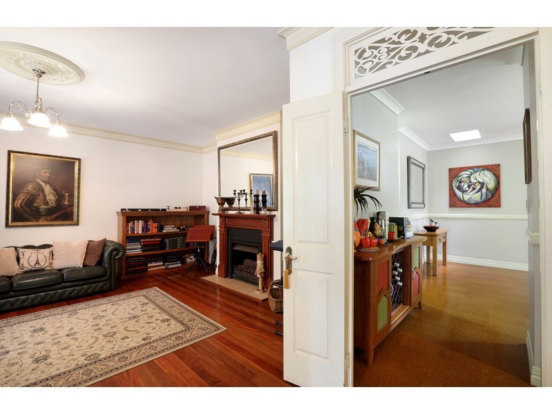 30 Shady Grove, Tanawha QLD 4556