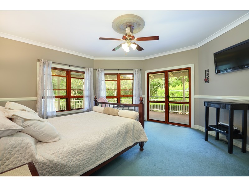 30 Shady Grove, Tanawha QLD 4556