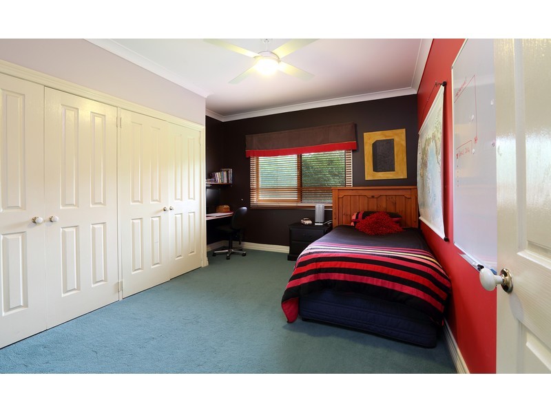 30 Shady Grove, Tanawha QLD 4556