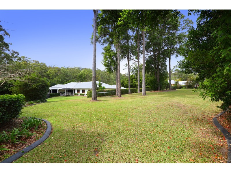 30 Shady Grove, Tanawha QLD 4556