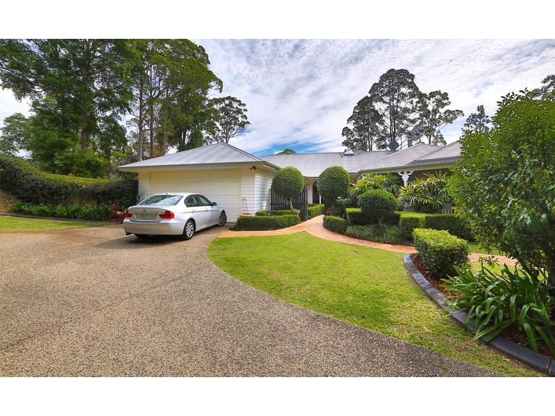 30 Shady Grove, Tanawha QLD 4556