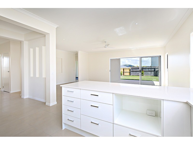 51 Sandhurst, Peregian Springs QLD 4573