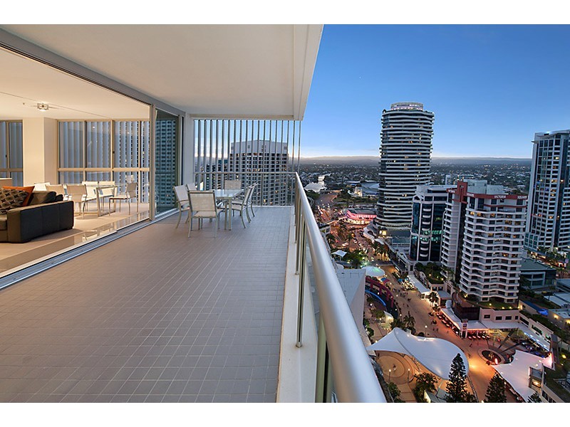 1301/159 Old Burleigh Rd, Broadbeach QLD 4218