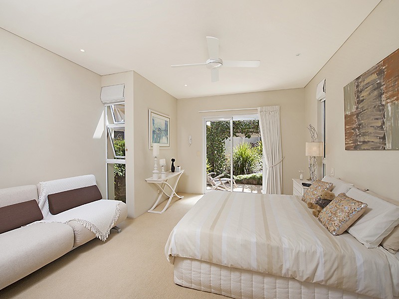 6 Kiamba Ct, Sunshine Beach QLD 4567