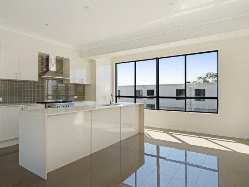 18/50 Lakefield Drive, North Lakes QLD 4509