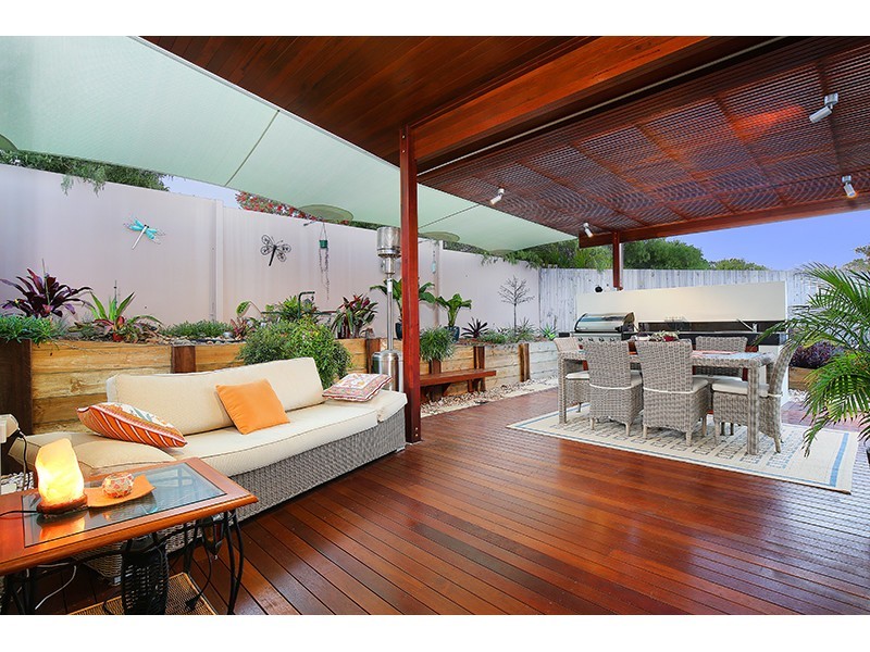 18 Honeyeater Crescent, Peregian Springs QLD 4573