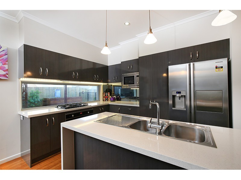 18 Honeyeater Crescent, Peregian Springs QLD 4573