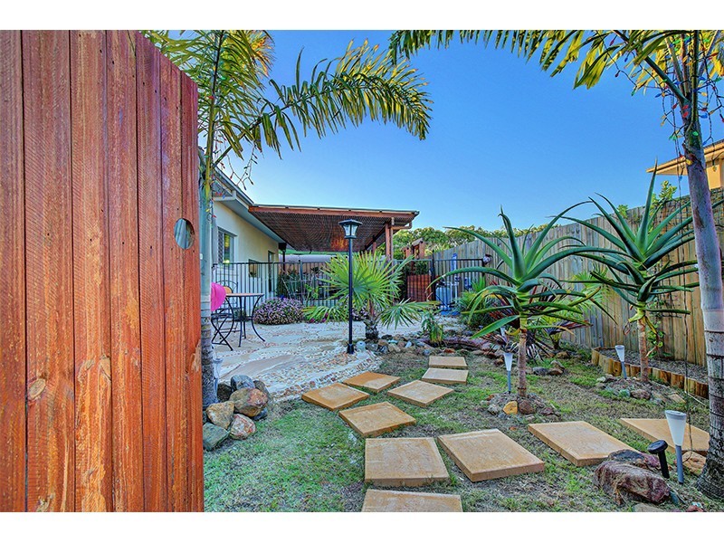 18 Honeyeater Crescent, Peregian Springs QLD 4573