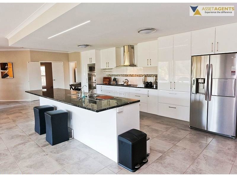 70 Breakneck Rd, Brooloo QLD 4570