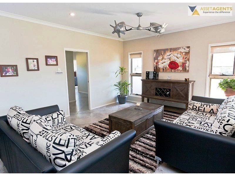 70 Breakneck Rd, Brooloo QLD 4570