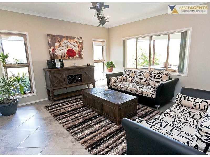 70 Breakneck Rd, Brooloo QLD 4570
