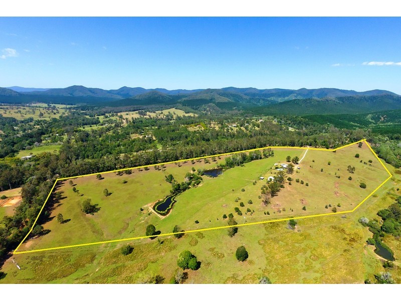 70 Breakneck Rd, Brooloo QLD 4570