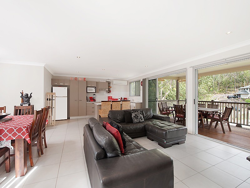 26 St Helena Street, Little Mountain QLD 4551