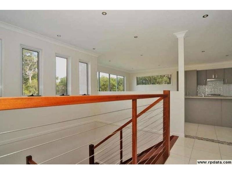 21 Dunk Place, Little Mountain QLD 4551