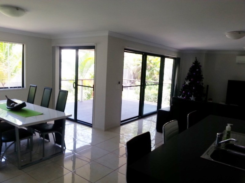 37 St Helena Street, Little Mountain QLD 4551