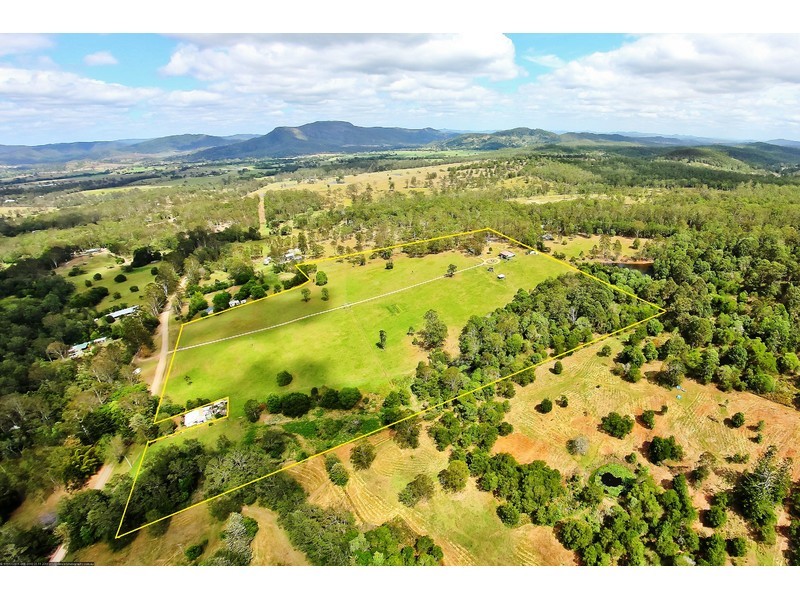 143 Oakey Creek Rd, Gheerulla QLD 4574