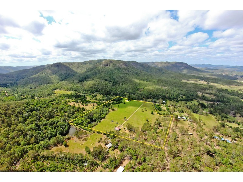 143 Oakey Creek Rd, Gheerulla QLD 4574